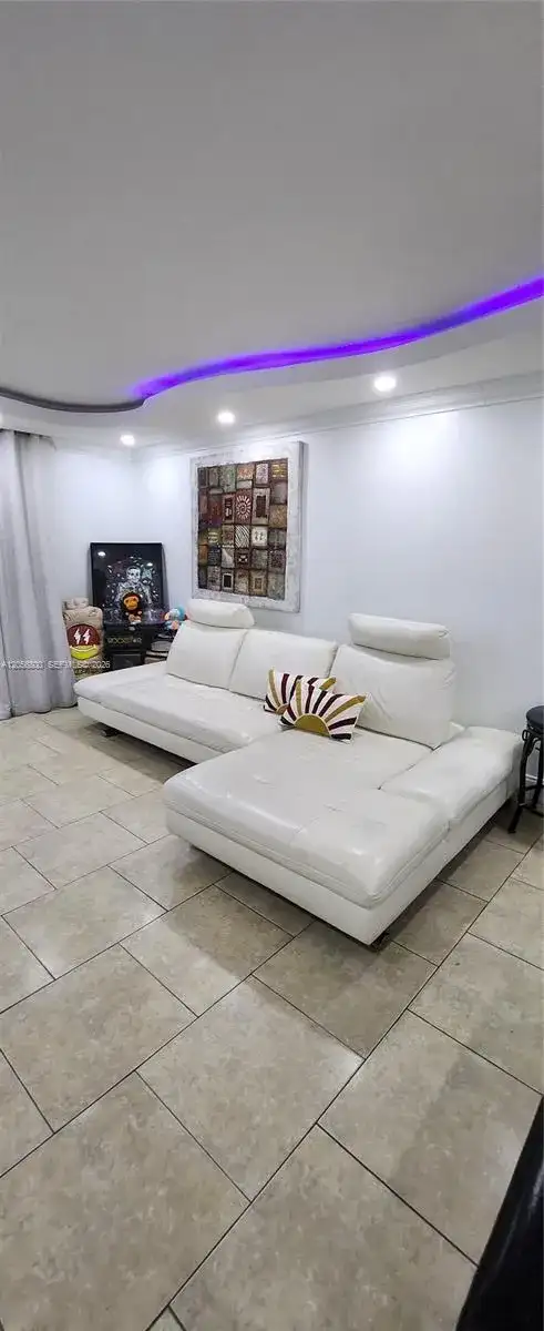 2750 NE 183rd St # 1701, Aventura FL 33160 photo 5