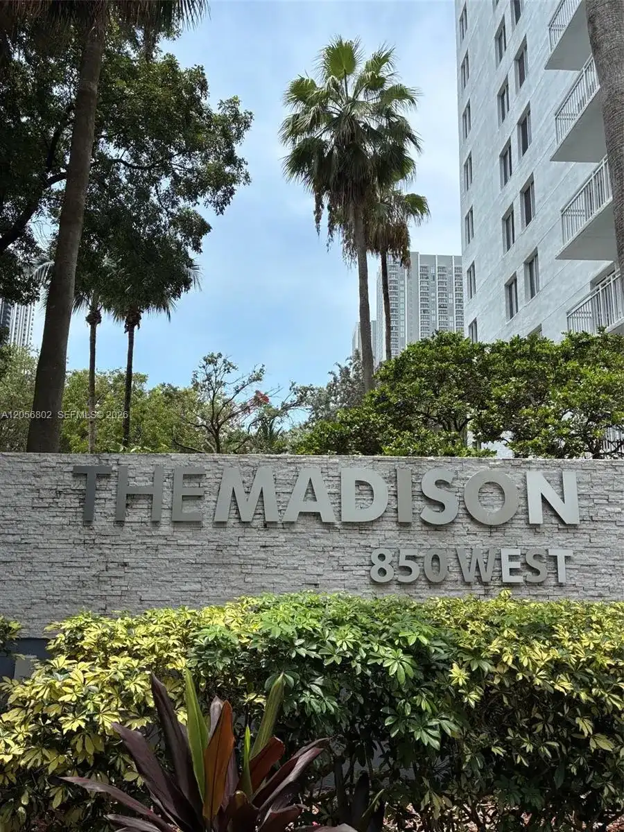 850 N Miami Ave # 406, Miami FL 33136