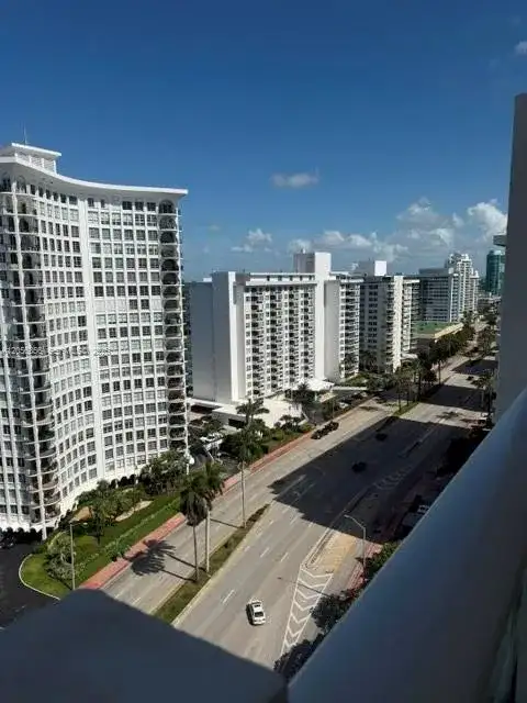 5601 Collins Ave # 1723, Miami Beach FL 33140 photo 4