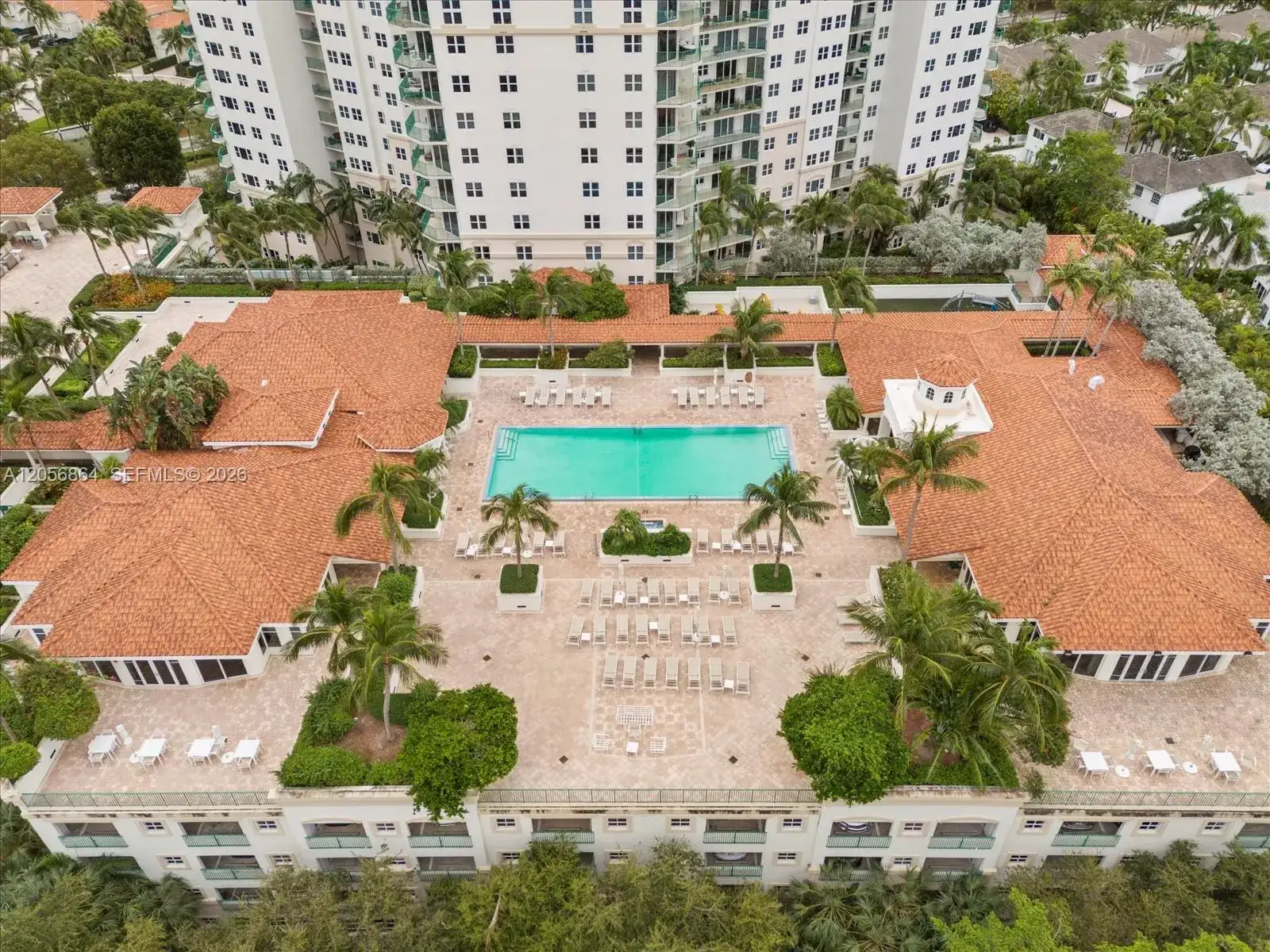 20000 E Country Club Dr # 416, Aventura FL 33180 photo 2