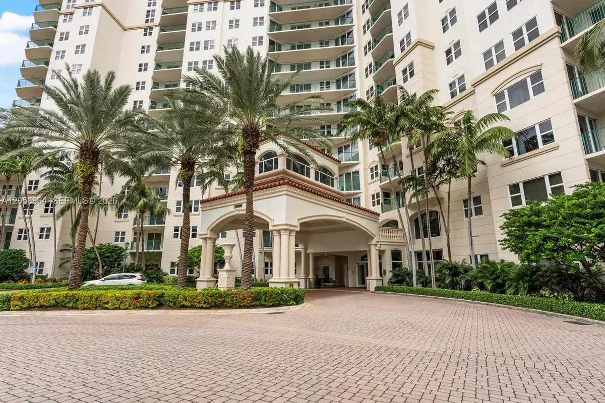 20000 E Country Club Dr # 416, Aventura FL 33180