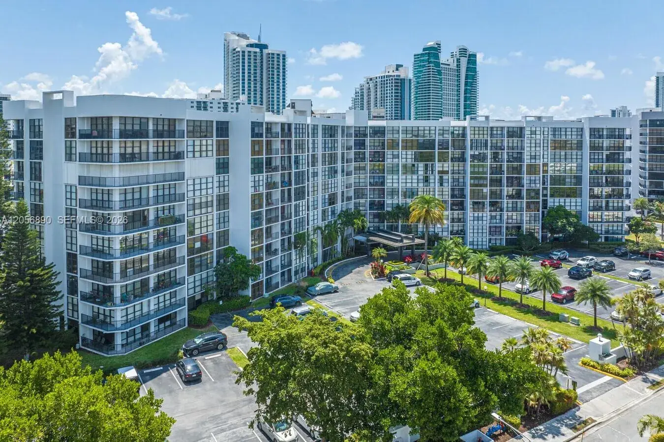 800 Parkview Dr # 410, Hallandale Beach FL 33009