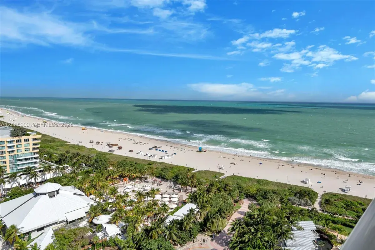 50 S Pointe Dr # 2007, Miami Beach FL 33139