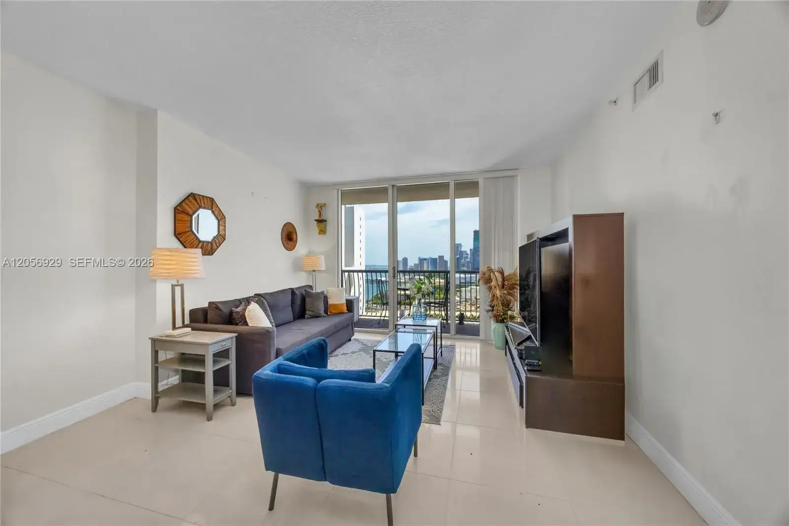 1750 N Bayshore Dr # 3310, Miami FL 33132 photo 3