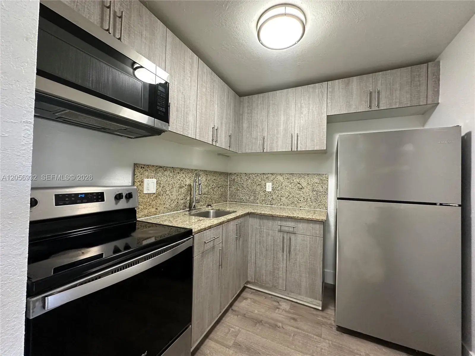 2843 Fillmore St # 106, Hollywood FL 33020