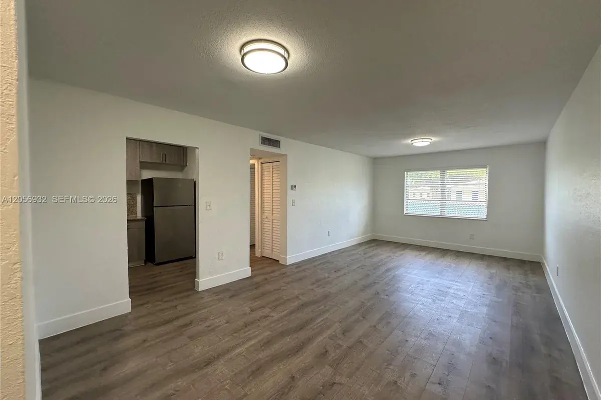 2843 Fillmore St # 106, Hollywood FL 33020