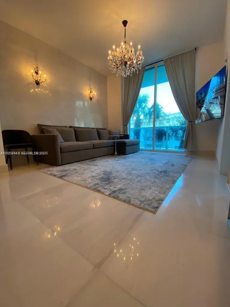 1945 S Ocean Dr # 211, Hallandale Beach FL 33009