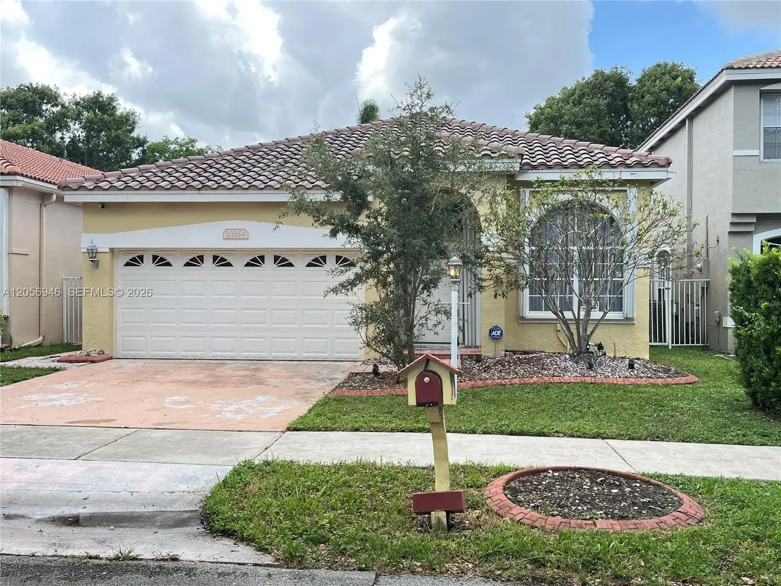 10854 Limeberry Dr, Cooper City FL 33026