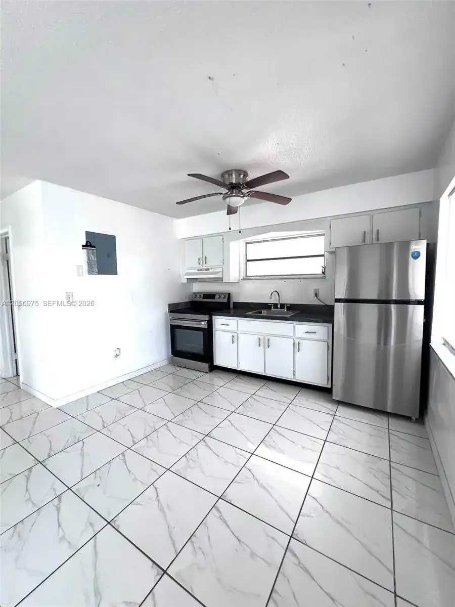121 NE 80 TER # 5, Miami FL 33131 photo 3