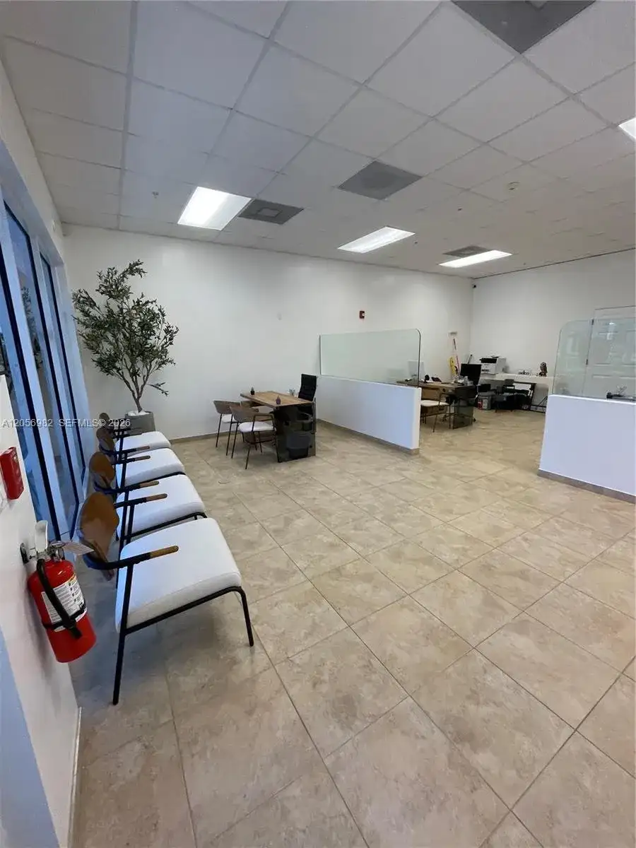 951 Sansburys Way # 202, West Palm Beach FL 33411 photo 3