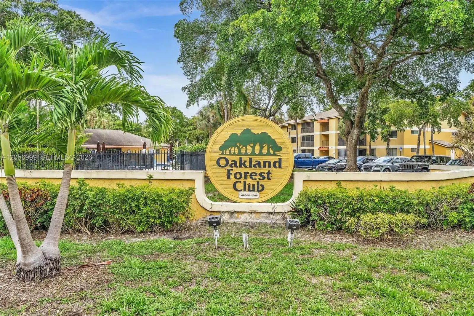 3021 N Oakland Forest Dr # 208, Oakland Park FL 33309