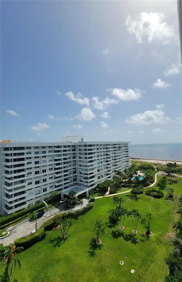 199 Ocean Lane Dr # 1206, Key Biscayne FL 33149 photo 2