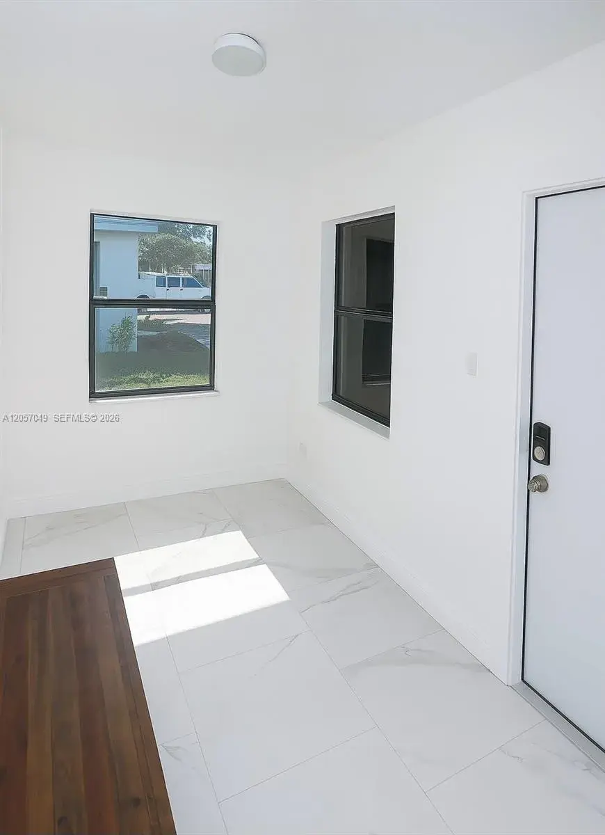 2231 NW 9th Ct, Fort Lauderdale FL 33311