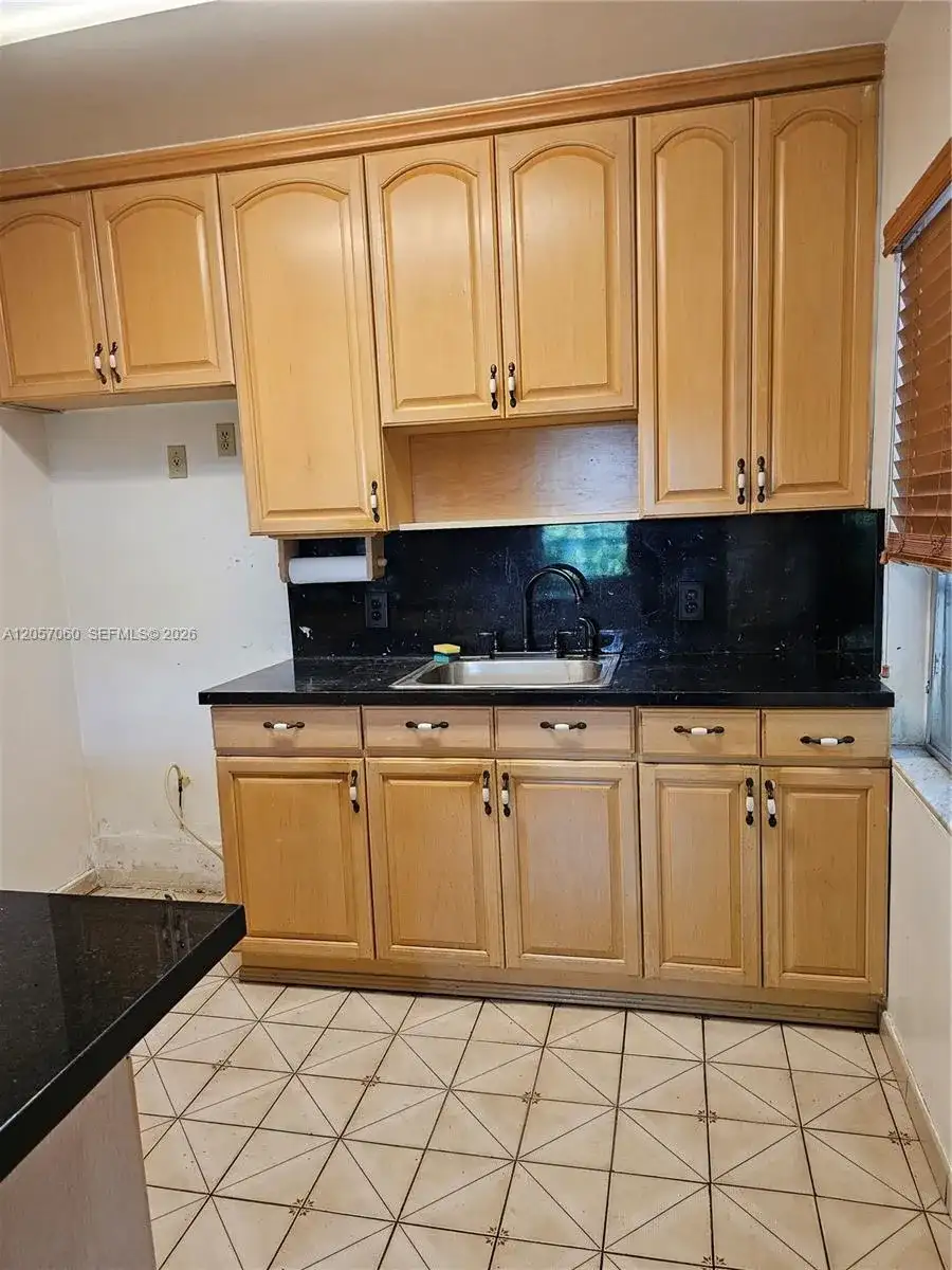 310 Ponce De Leon Blvd, Coral Gables FL 33134 photo 3
