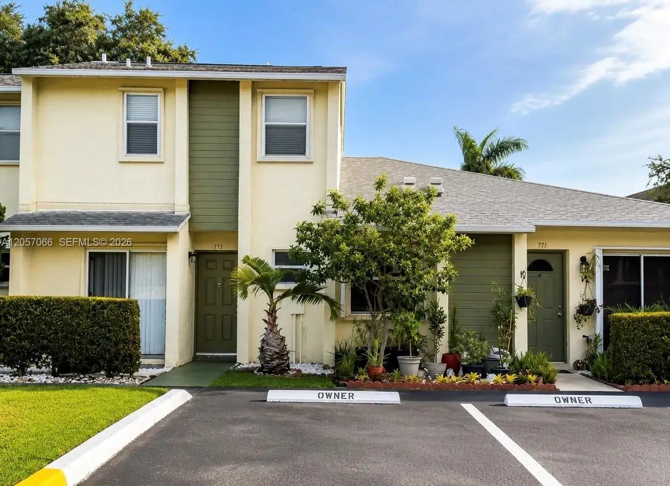 773 Crystal Lake Dr # 773, Deerfield Beach FL 33064