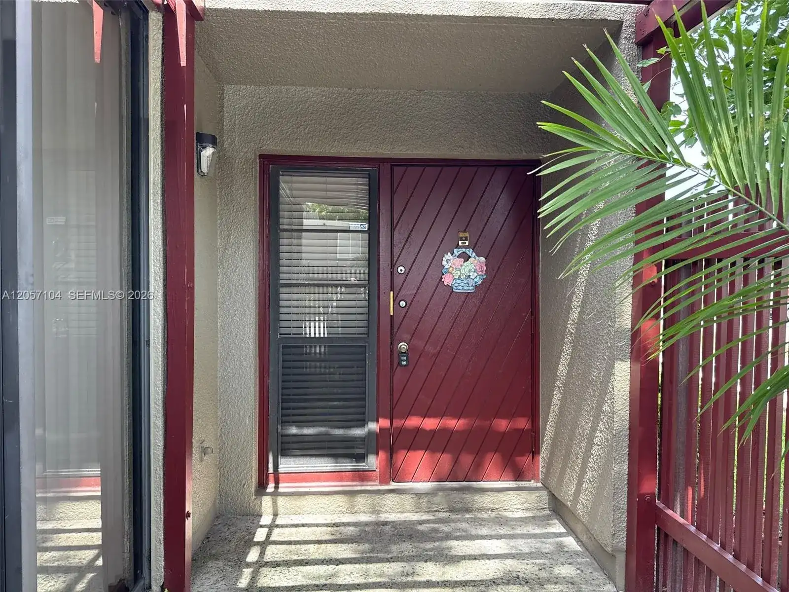 1071 Windward Dr, Pembroke Pines FL 33026 photo 4