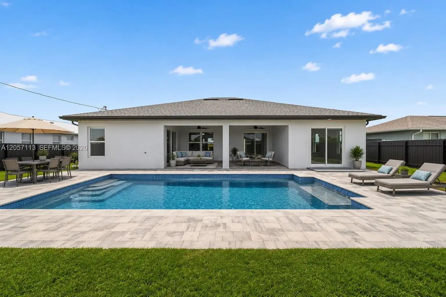 1013 NE 14th Ter, Cape Coral FL 33909 photo 5