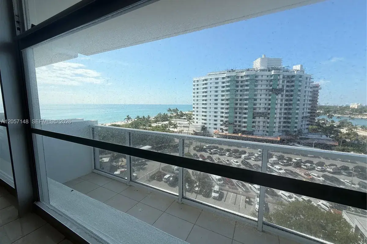 5313 Collins Ave # 1008, Miami Beach FL 33140