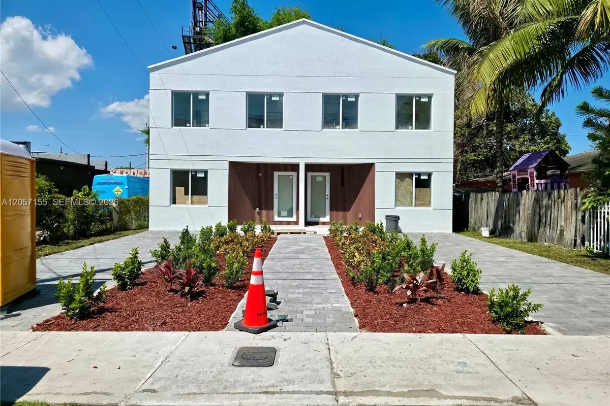 1629 NW 40th St # 1, Miami FL 33142
