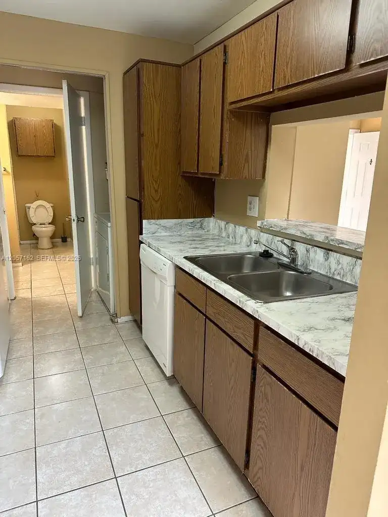 4047 NW 87th Ave # 0, Sunrise FL 33351 photo 5