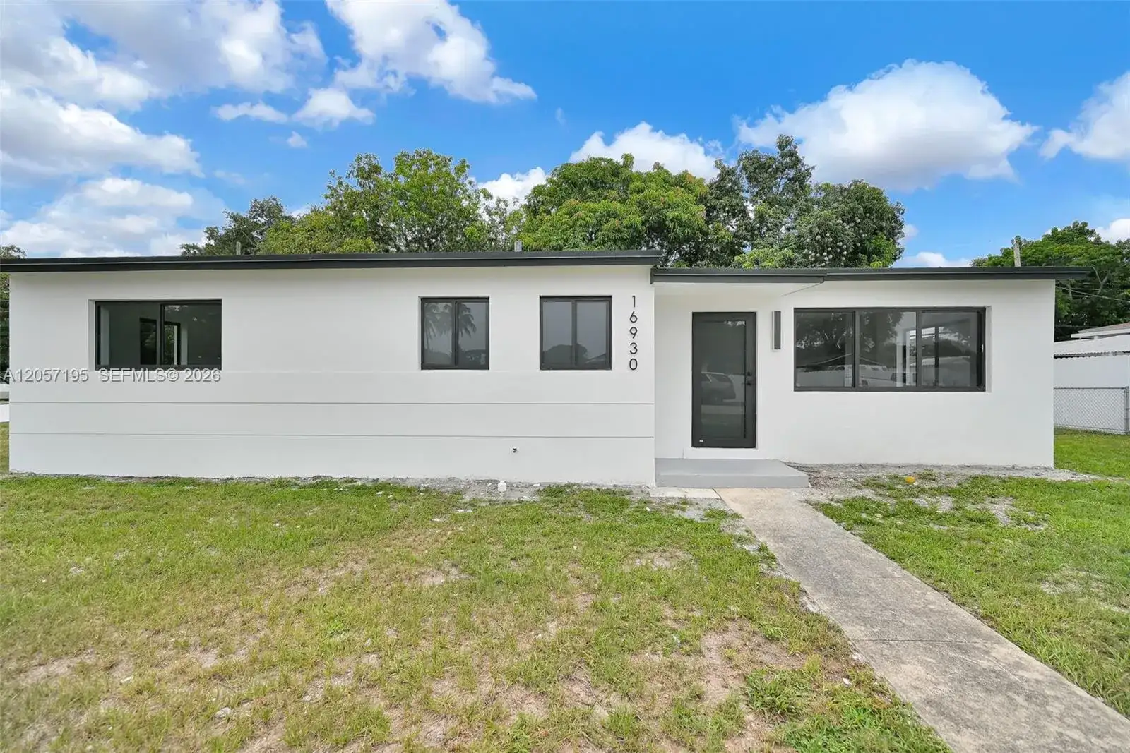 16930 NW 37th Pl, Miami Gardens FL 33055 photo 2