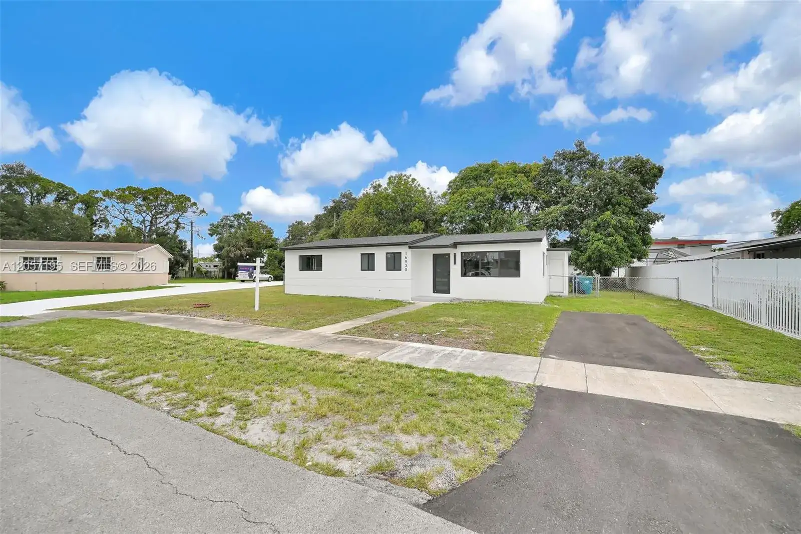 16930 NW 37th Pl, Miami Gardens FL 33055 photo 3