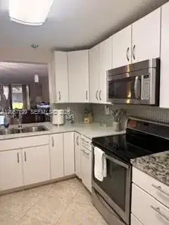 140 SW 96th Ter # 102, Plantation FL 33324 photo 4