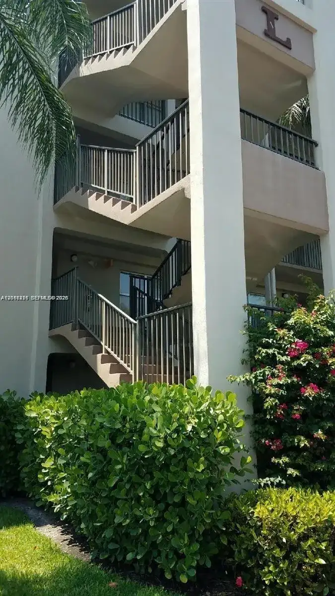 550 SW 137th Ave # 101L, Pembroke Pines FL 33027 photo 3