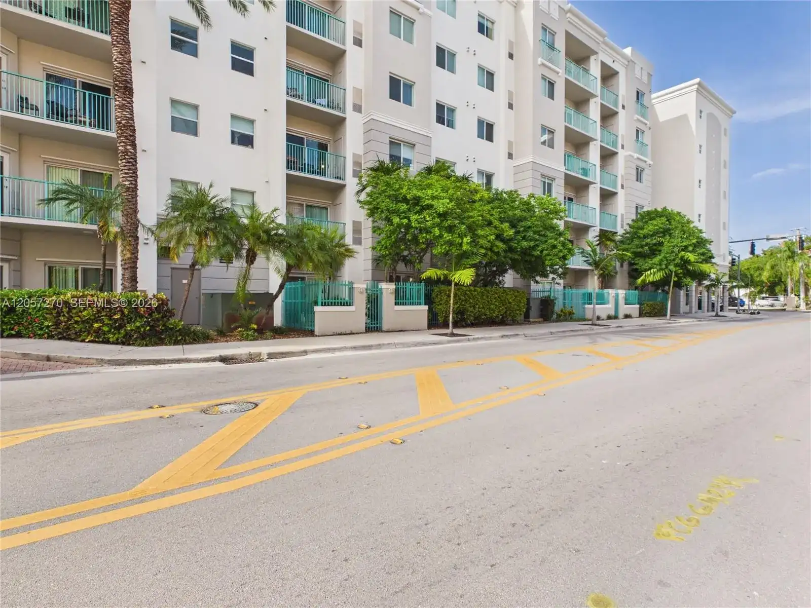 6001 SW 70th St # 535, South Miami FL 33143 photo 2
