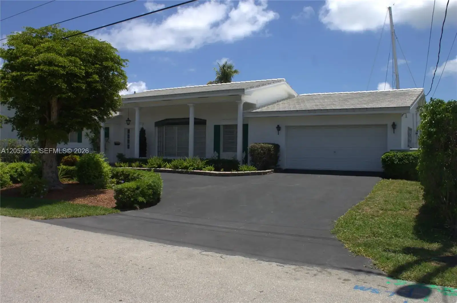 3440 NE 170th St, North Miami Beach FL 33160 photo 3
