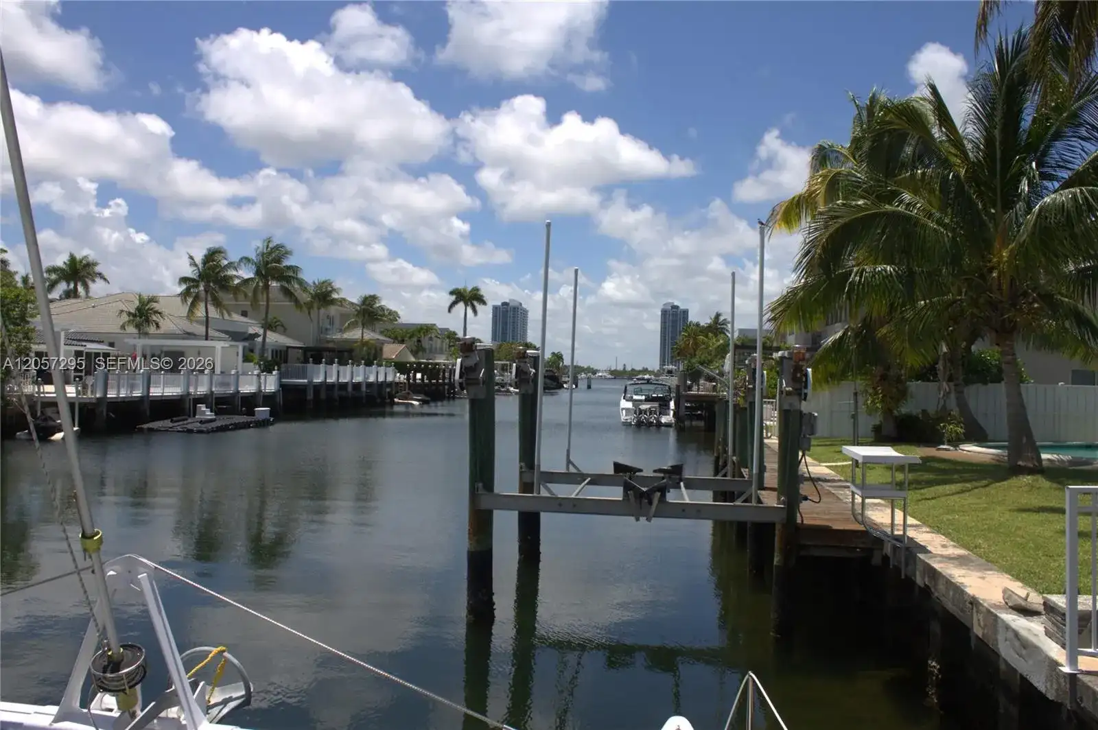 3440 NE 170th St, North Miami Beach FL 33160 photo 4