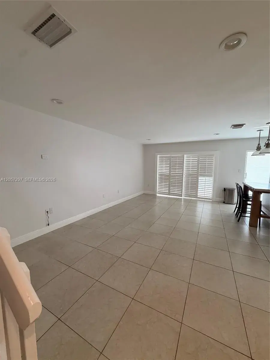 7446 SW 162nd Ct, Miami FL 33193 photo 3