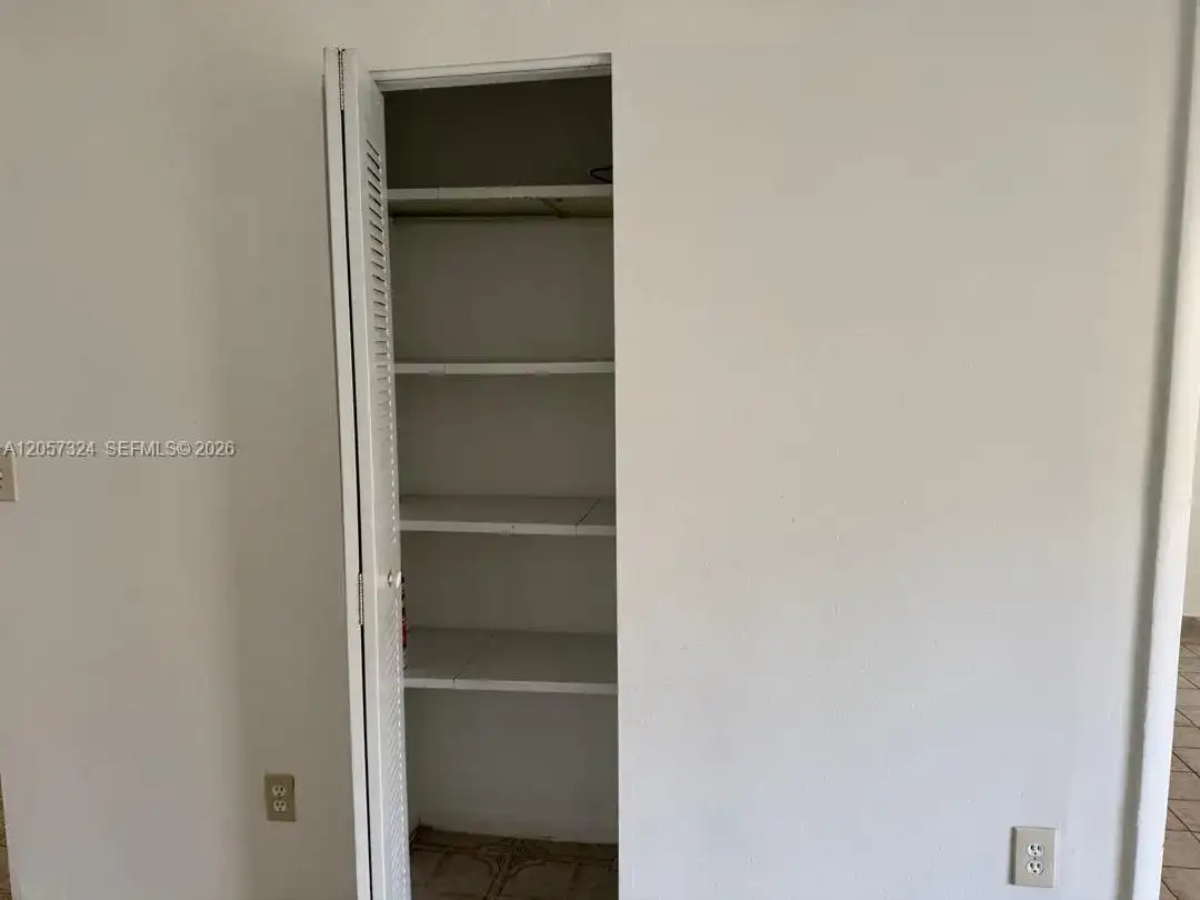 4725 NW 7th St # 3, Miami FL 33126 photo 3