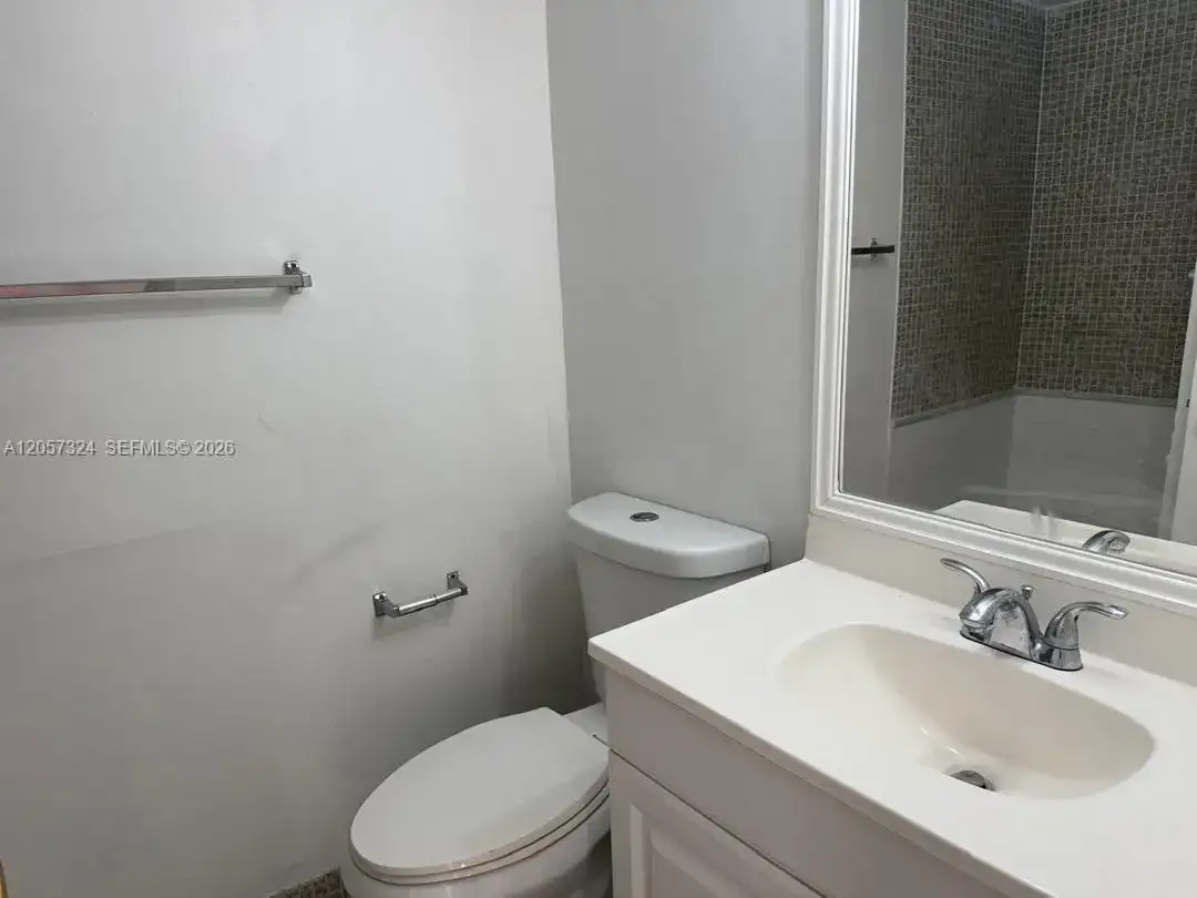 4725 NW 7th St # 3, Miami FL 33126 photo 4