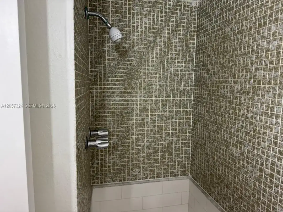 4725 NW 7th St # 3, Miami FL 33126 photo 5