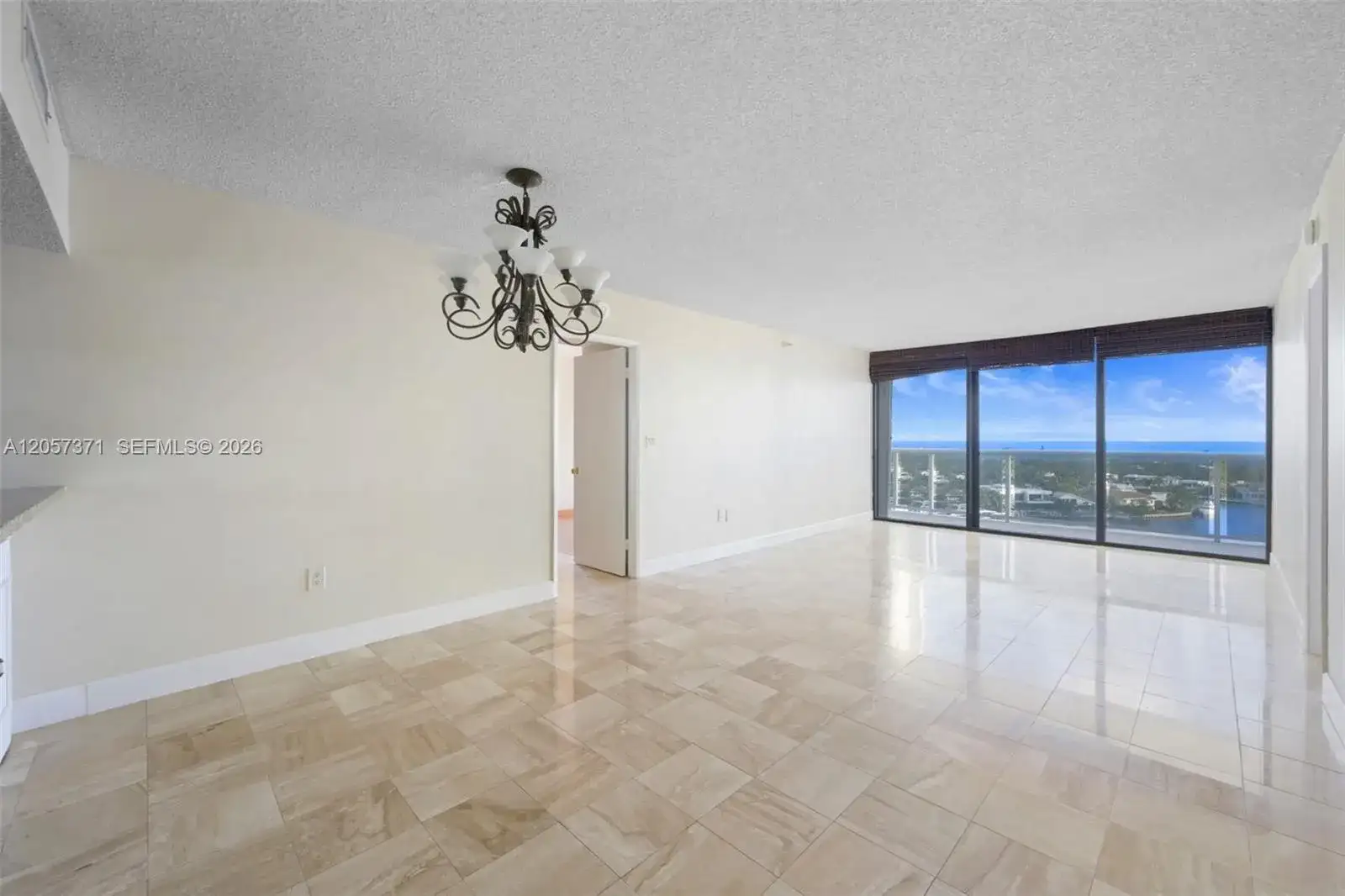 20505 E Country Club Dr # 1434, Aventura FL 33180 photo 3