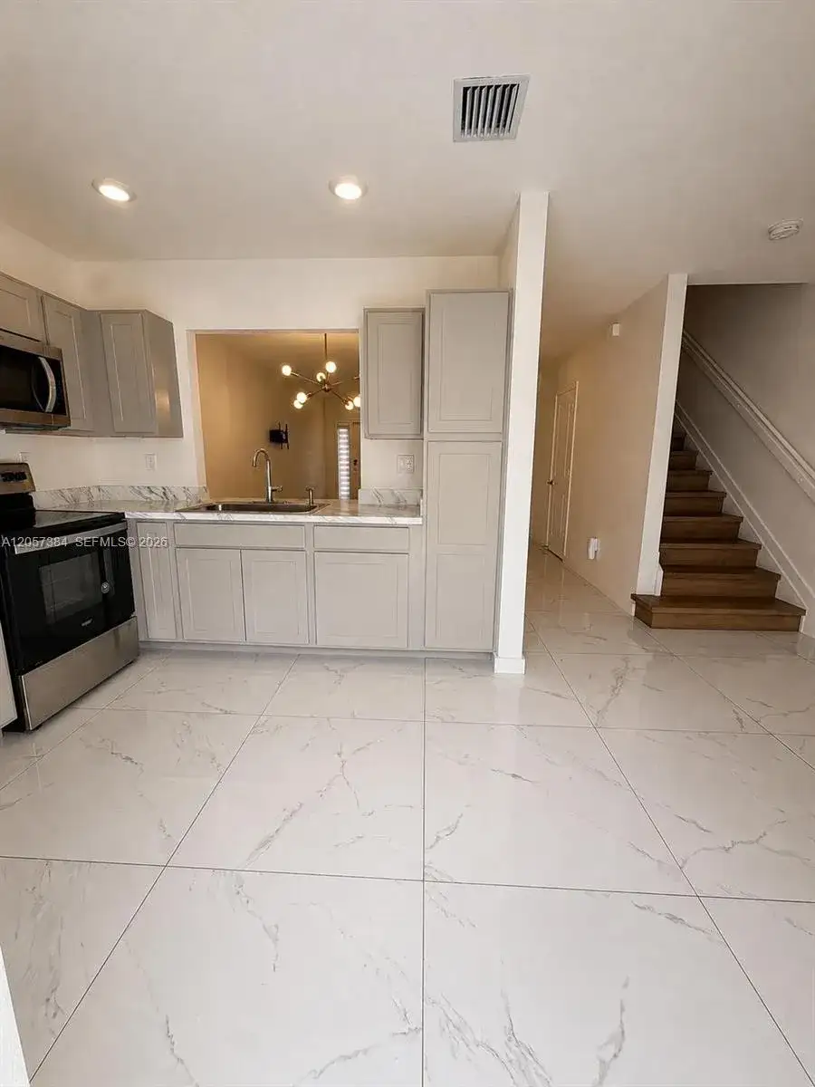 461 NE 5th Way # 461, Florida City FL 33034 photo 3