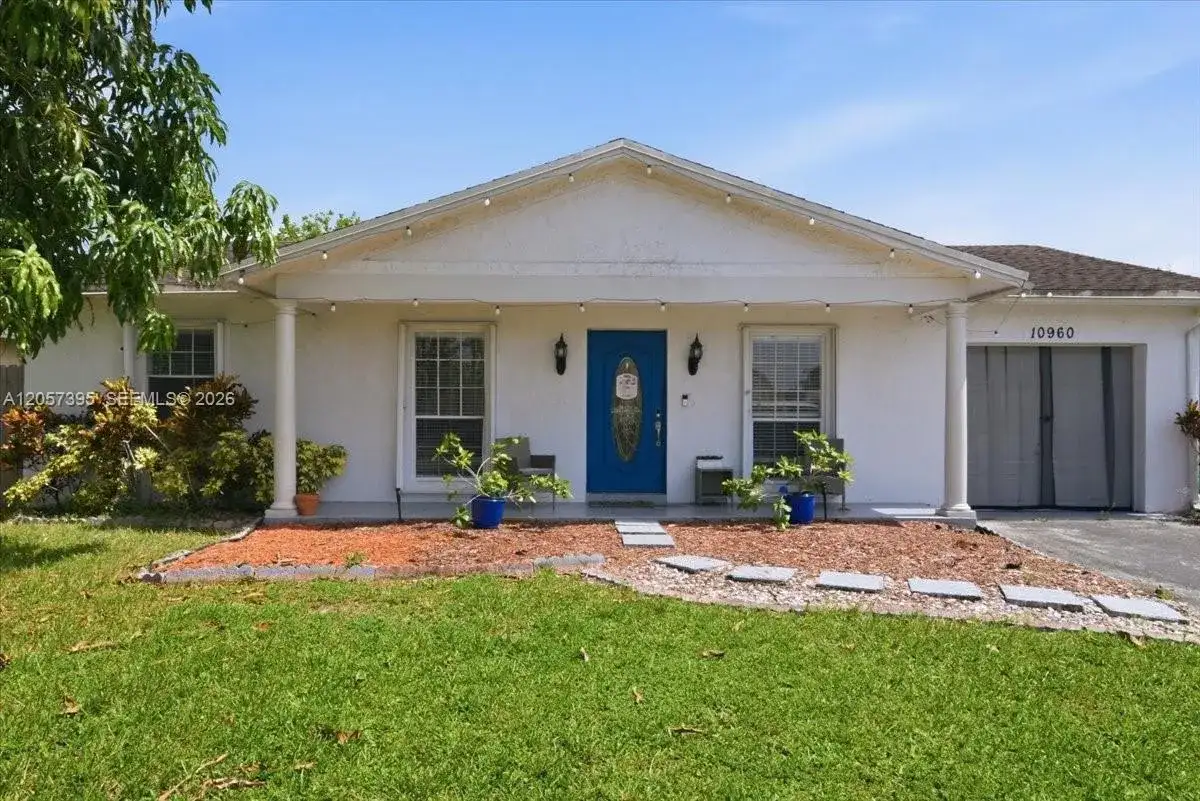 10960 NW 21st St, Sunrise FL 33322 photo 2