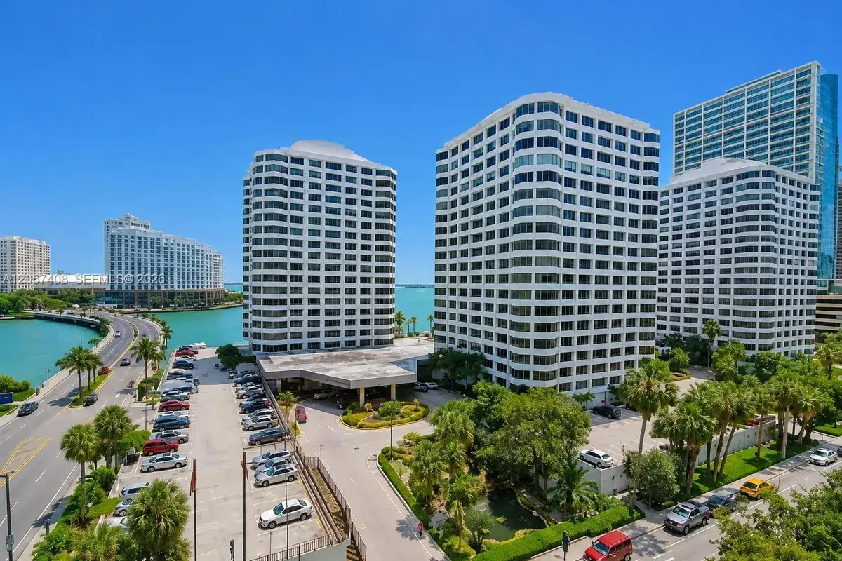 825 Brickell Bay Dr # 1151, Miami FL 33131