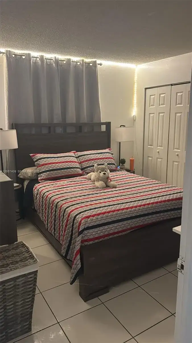 10000 NW 80th Ct # 2357, Hialeah Gardens FL 33016