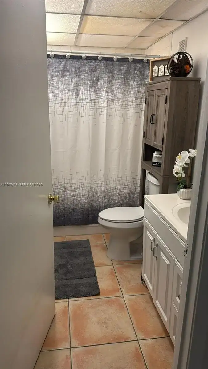 10000 NW 80th Ct # 2357, Hialeah Gardens FL 33016 photo 2
