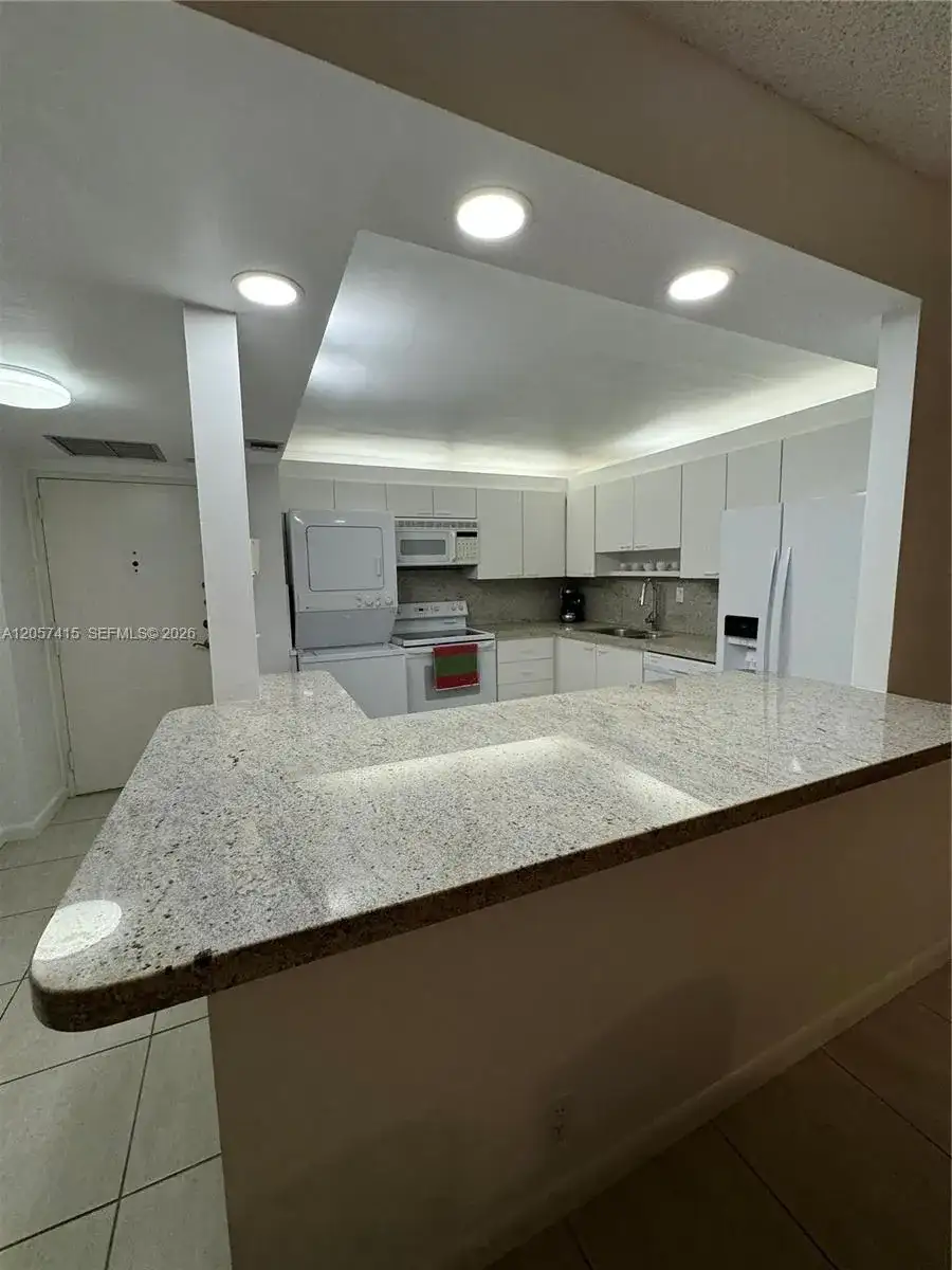 1865 Brickell Ave # A811, Miami FL 33129 photo 4