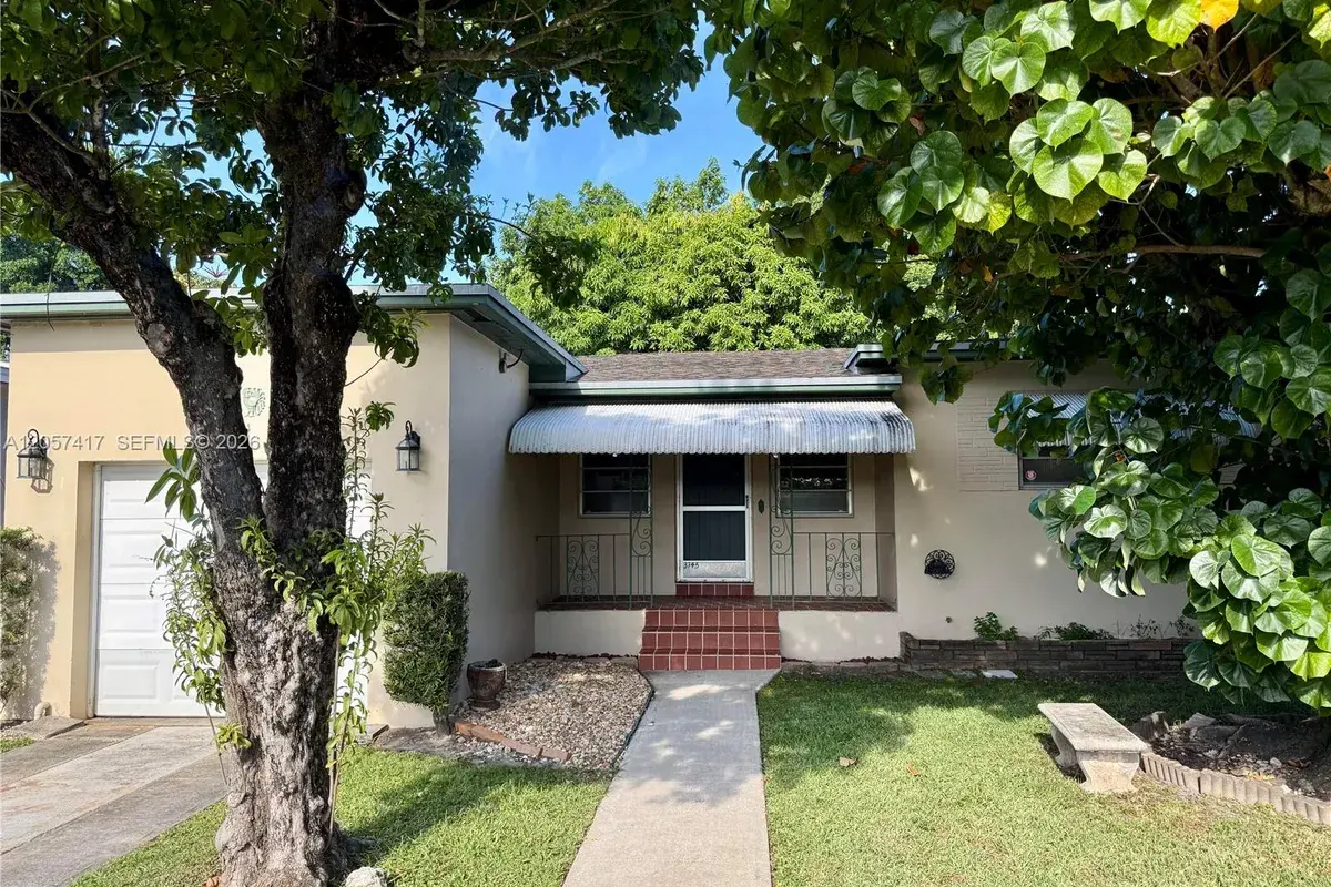 3745 SW 62nd Ct, Miami FL 33155