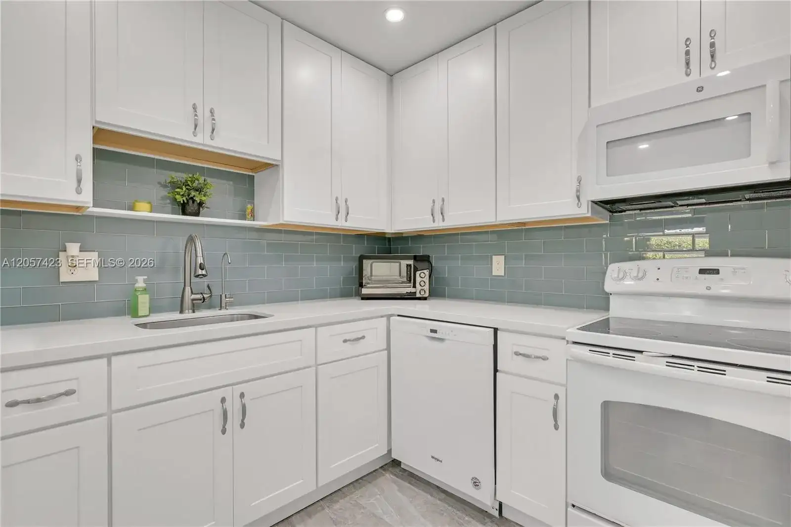 10115 44th Way S # 409, Boynton Beach FL 33436 photo 5