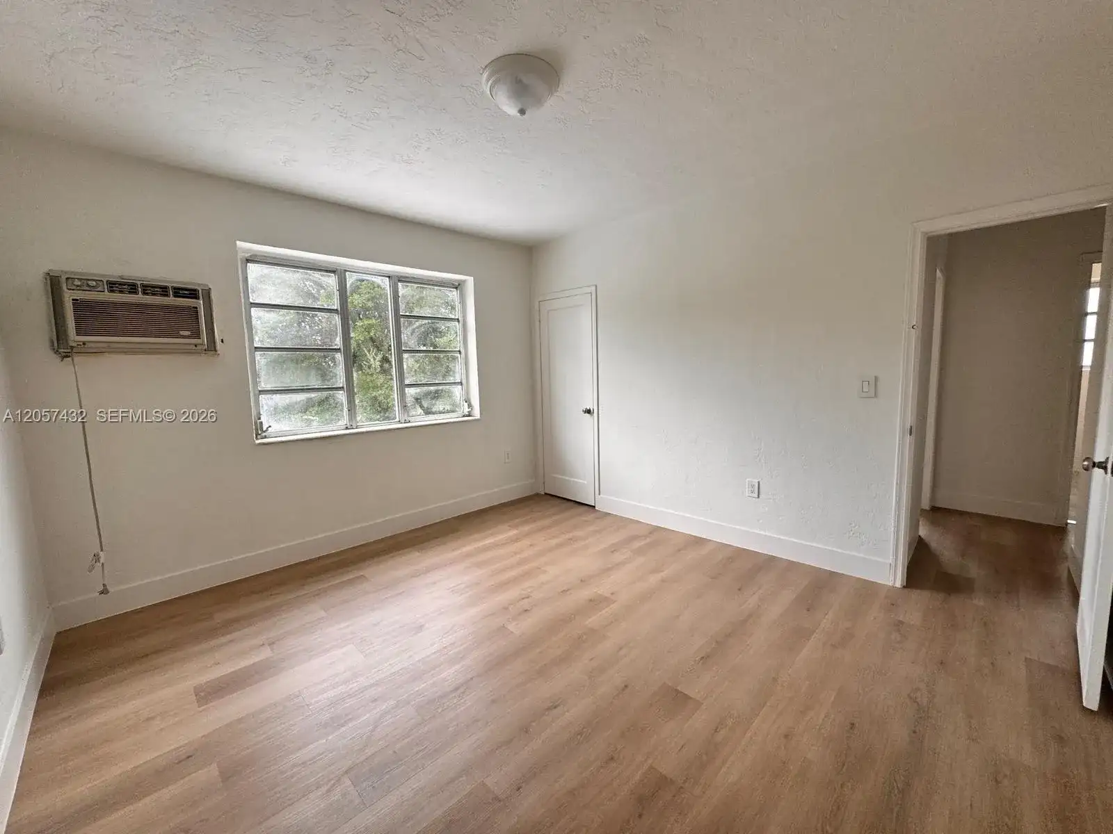 133 NW 32nd Ct # 133, Miami FL 33125 photo 5