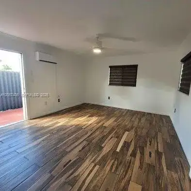 1695 NW 3rd Ave # 0, Homestead FL 33030 photo 3