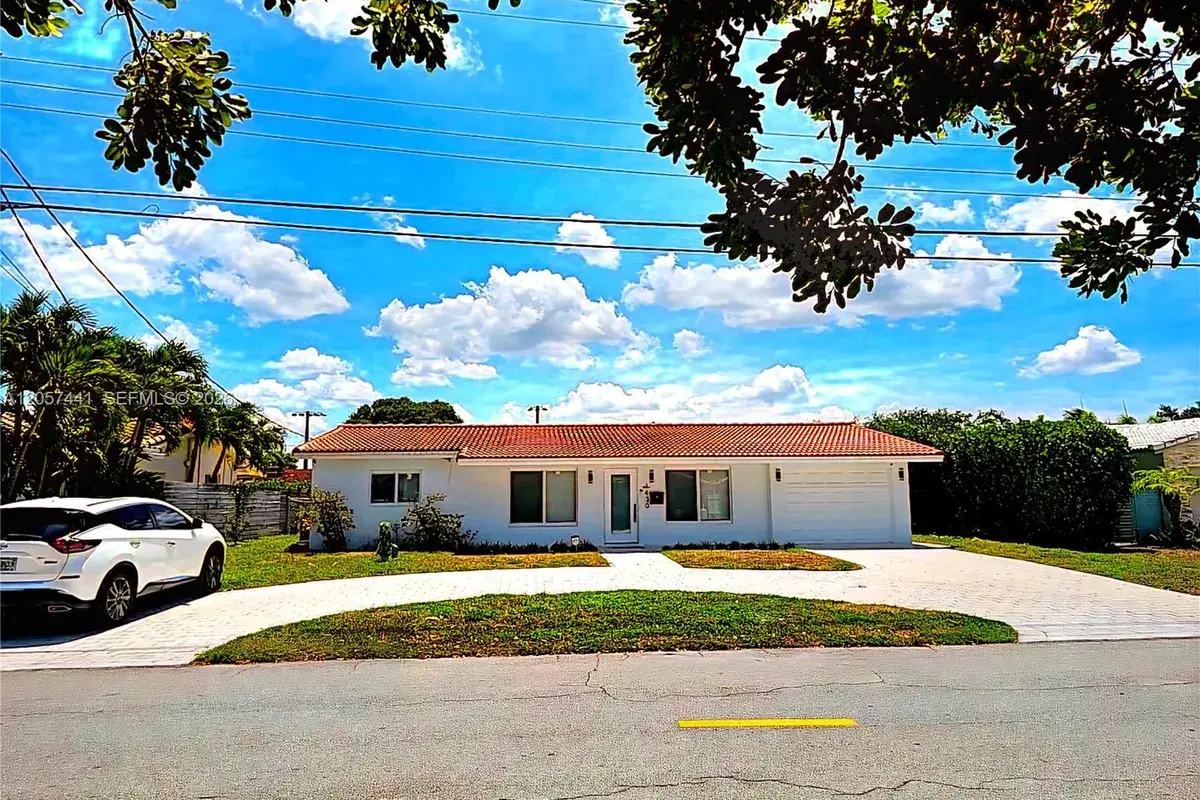 1430 NE 53rd Ct, Fort Lauderdale FL 33334