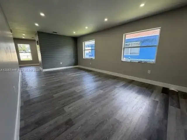 2288 W 4th Ct, Hialeah FL 33010 photo 2