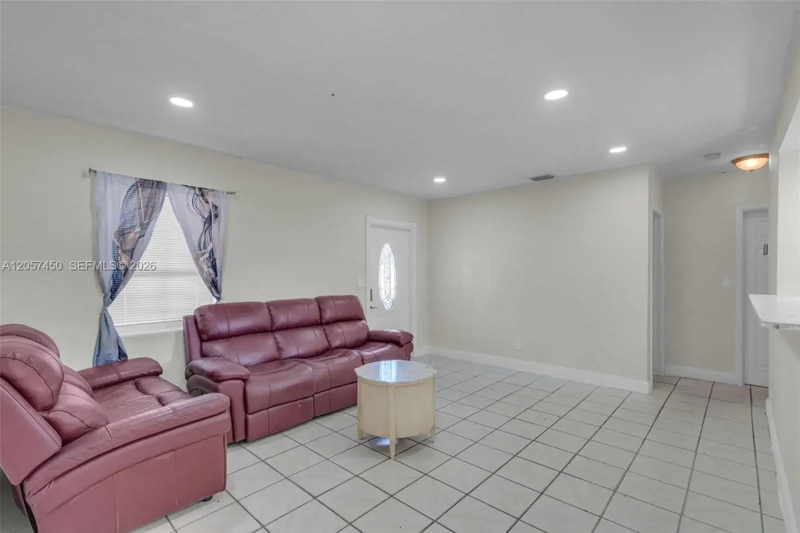 1207 Chateau Park Dr, Fort Lauderdale FL 33311 photo 5