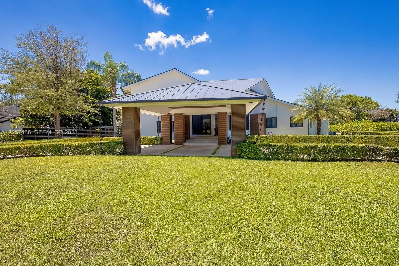 10506 SW 89 Place # 0, Miami FL 33176